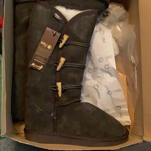 emu Australian hip button boots size 6